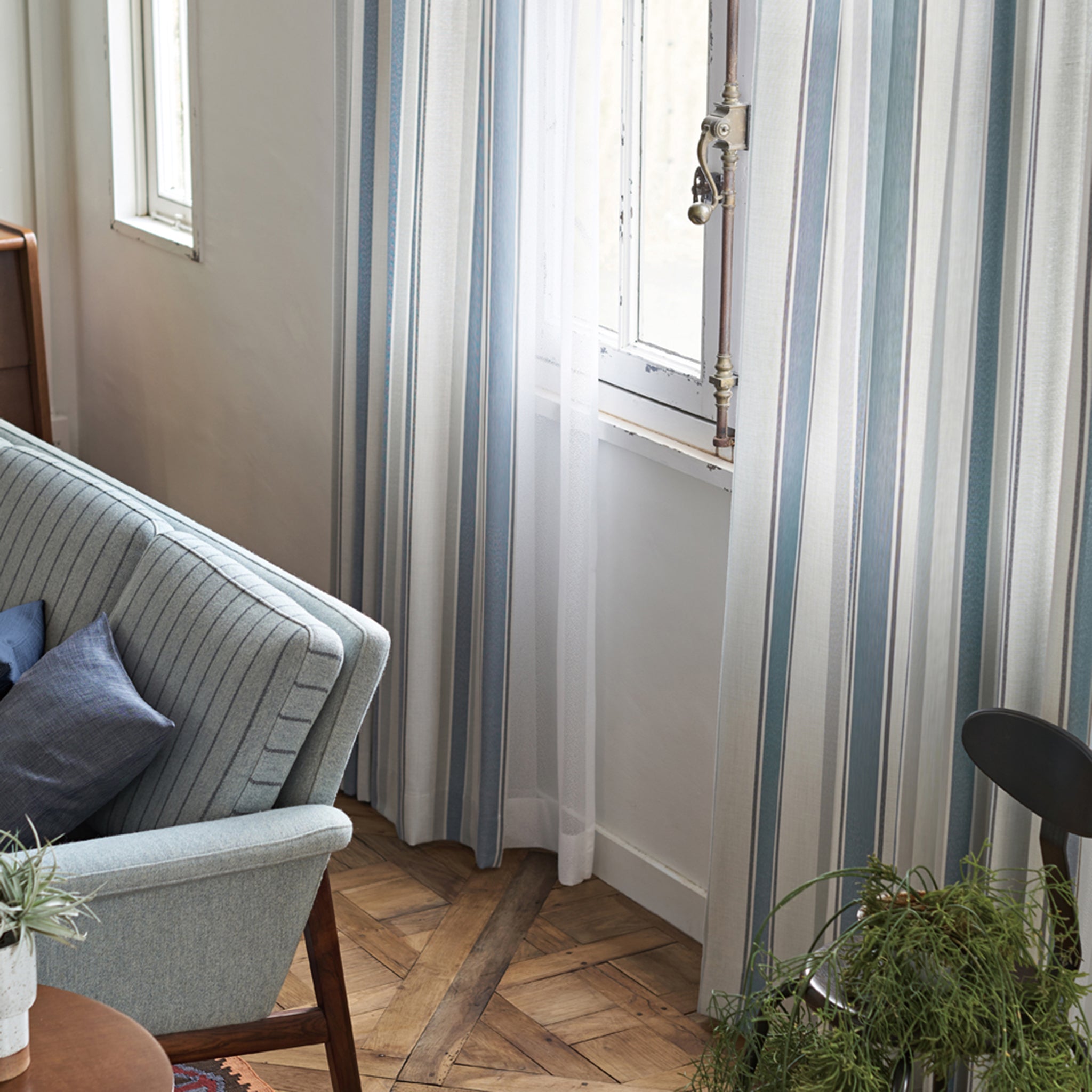 ドレープカーテン EC1058